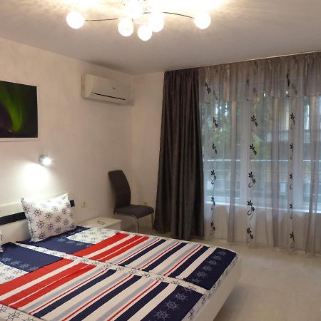 Apartament Holiday Burgas Exterior foto